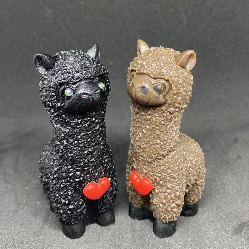 Alpaca Figurine - Andante (Light Fawn) image